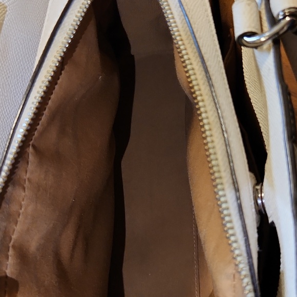 Coach Lillie Carryall with Varsity Stripe - Picture 10 of 16